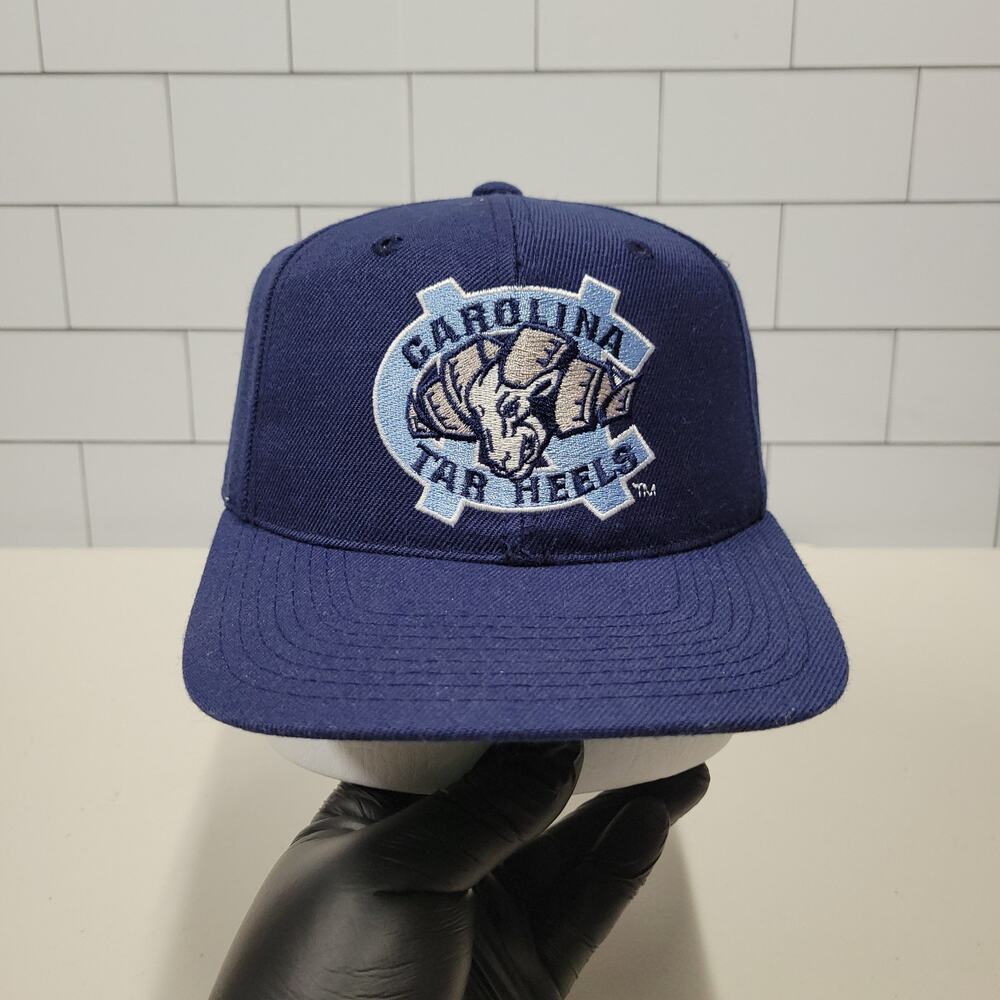 Sports Specialties Vintage UNC Tar Heels Big Logo Wool Snapback Hat NCAA